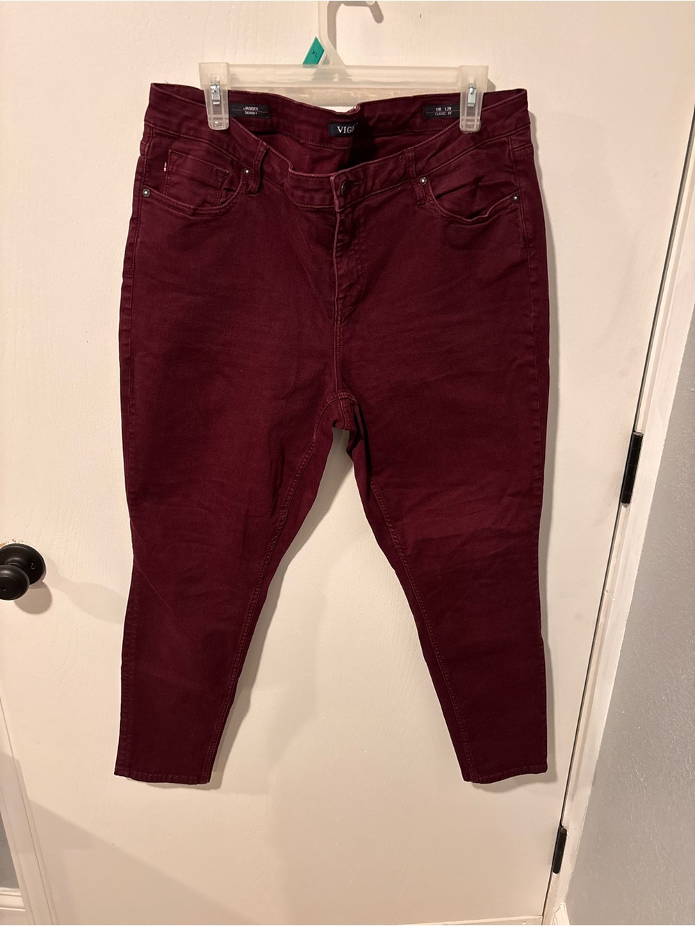 Vigoss Women's Wine Skinny Jeans